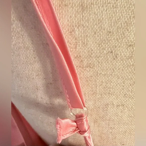 Pink vintage slip and white lacy robe w/ ribbon tie. L - Picture 7 of 9